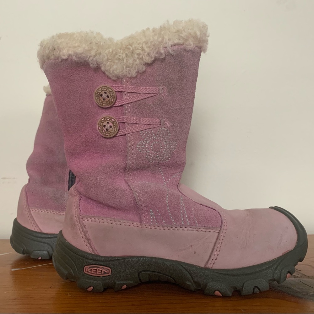 Good Used Condition Girls Keen Winter Boots